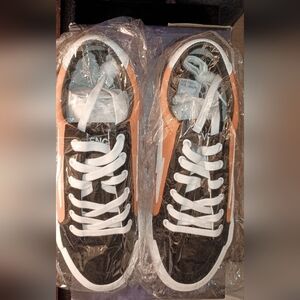 BRAND NEW* Revenge x Storm Size 10 Orange Black Vol. 2